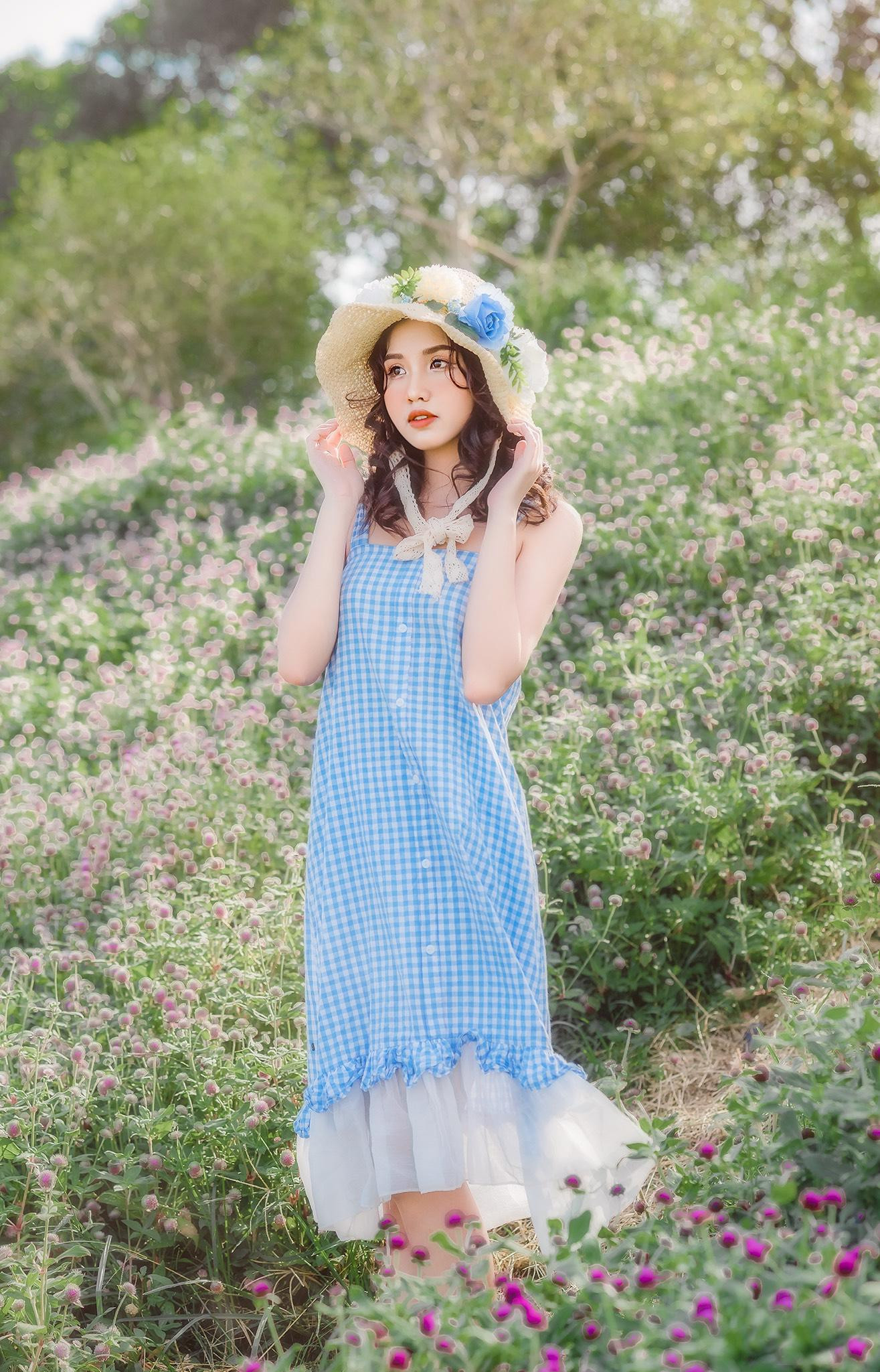 Thảo Nguyên tin rằng không có gì là không thể với một người luôn cố gắng, luôn nỗ lực phấn đấu và không chịu khuất phục trước mọi khó khăn.