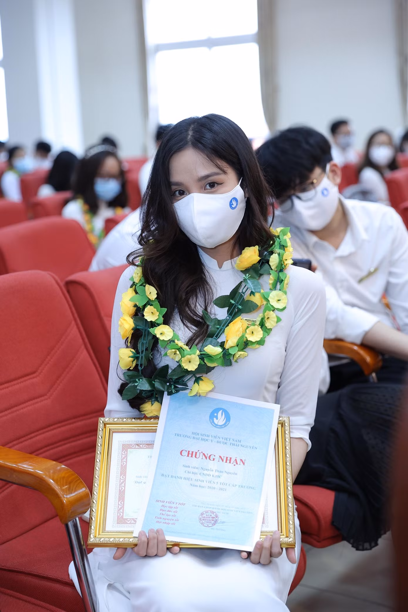 Điều khiến Thảo Nguyên cảm thấy may mắn nhất đó là được trở thành một Cán bộ Đoàn Hội. Hiện, Nguyên cũng đang là Uỷ viên Ban thư ký Hội sinh viên trường.