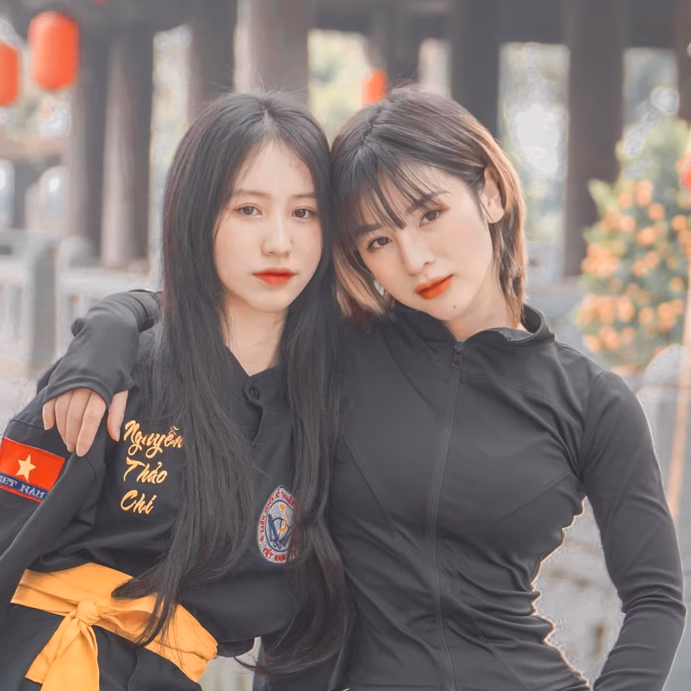 Từ một cô gái nhút nhát Hậu trở nên mạnh mẽ hơn, kỉ luật hơn.