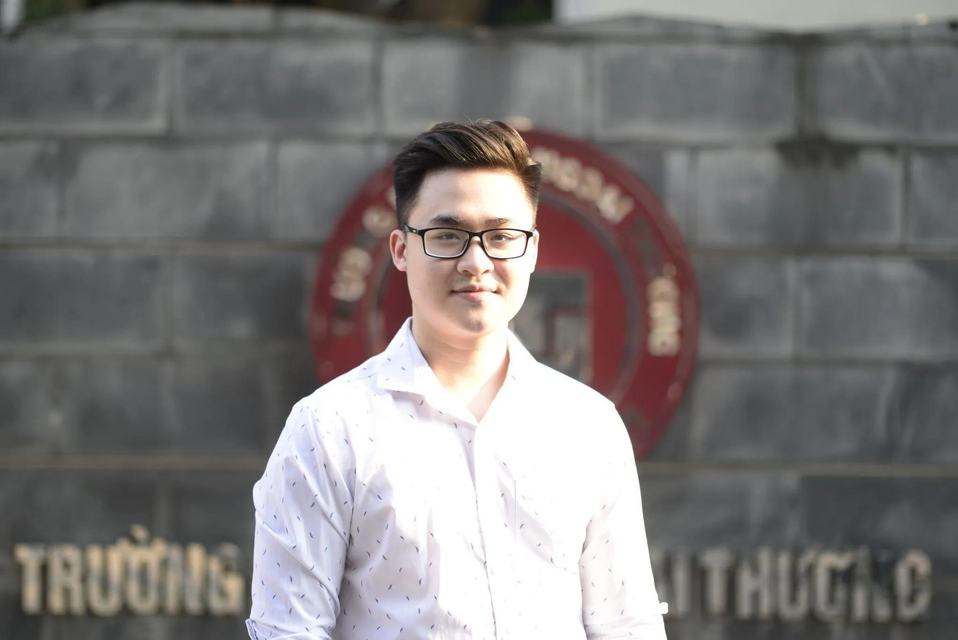 Nguyễn Dương Việt Anh, sinh viên năm 4, K58 Chất lượng cao (CLC) Kinh tế quốc tế, Trường Đại học Ngoại thương. Nguyễn Dương Việt Anh, sinh viên năm 4, K58 Chất lượng cao (CLC) Kinh tế quốc tế, Trường Đại học Ngoại thương.