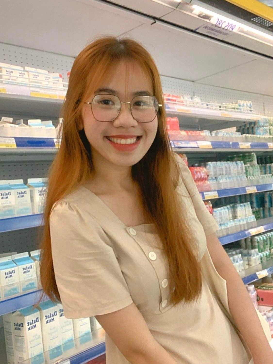 Hồng Nhung, lớp Báo Phát thanh K38 cho rằng định nghĩa trên dù để chú thích nghĩa bóng vẫn gây hiểu lầm và có thể ảnh hưởng đến những người đang làm nhà báo. Ảnh: NVCC Hồng Nhung, lớp Báo Phát thanh K38 cho rằng định nghĩa trên dù để chú thích nghĩa bóng vẫn gây hiểu lầm và có thể ảnh hưởng đến những người đang làm nhà báo. Ảnh: NVCC