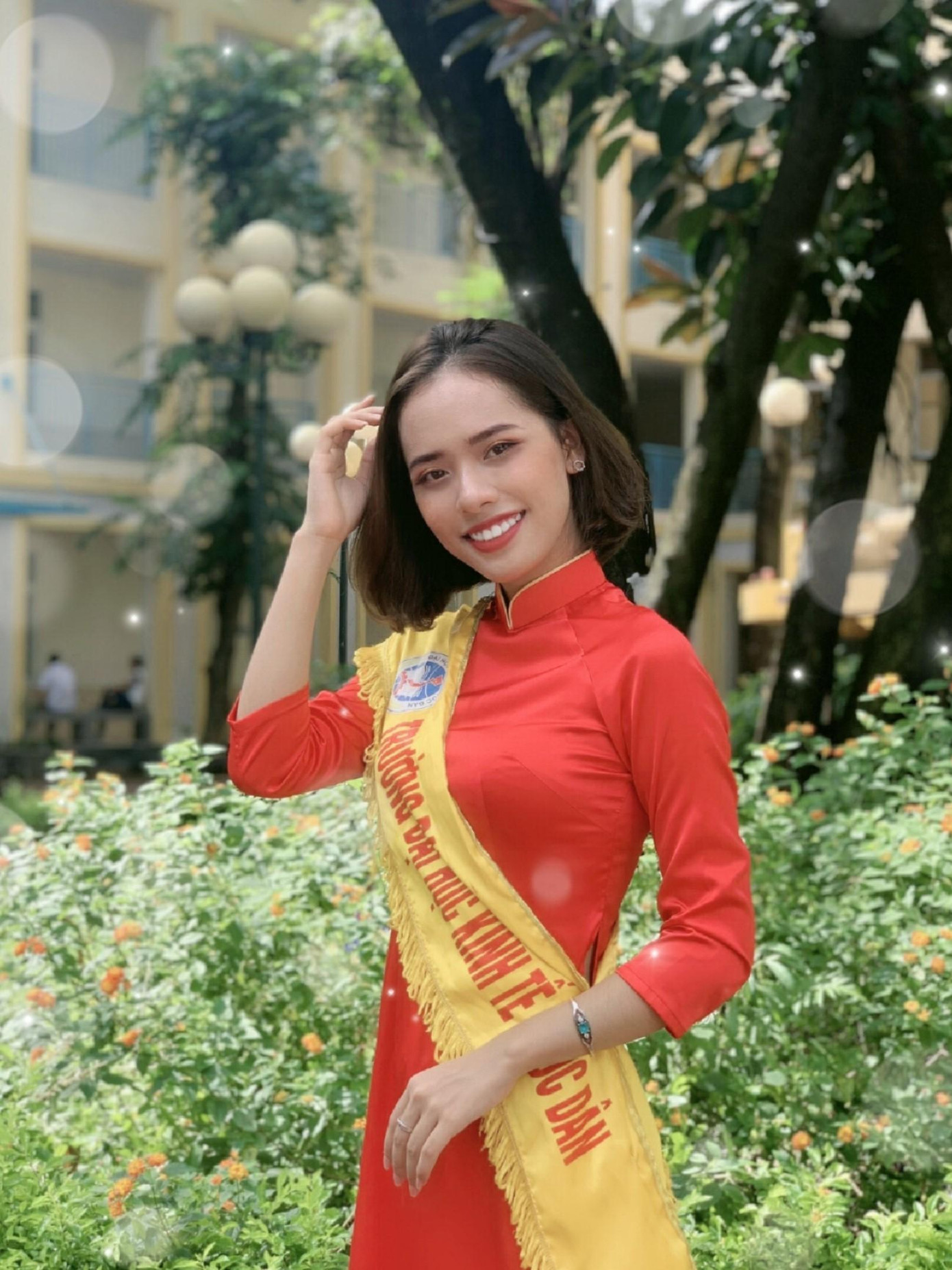 Thanh Hương hiện là thành viên Ban Nhân sự của Đội Lễ tân - Trường Đại học Kinh tế Quốc dân.