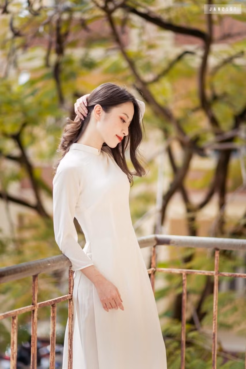 Việc học đã từng là nỗi lo lắng của My suốt 12 năm ngồi trên ghế nhà trường.