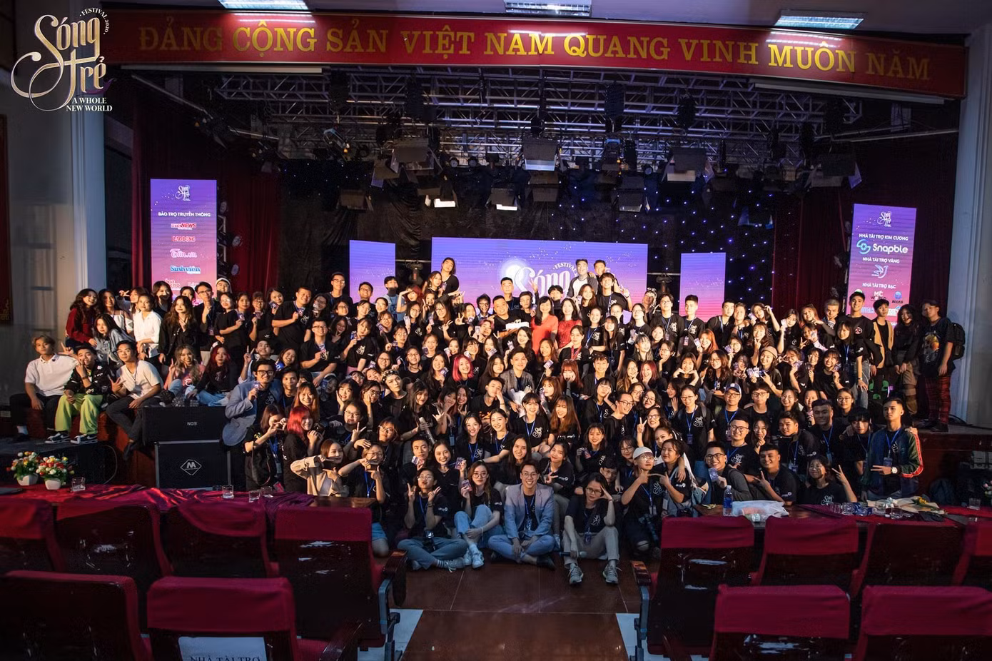 Sự kiện chào Tân sinh viên “Sóng trẻ Festival” của Khoa Phát thanh - Truyền hình tổ chức.