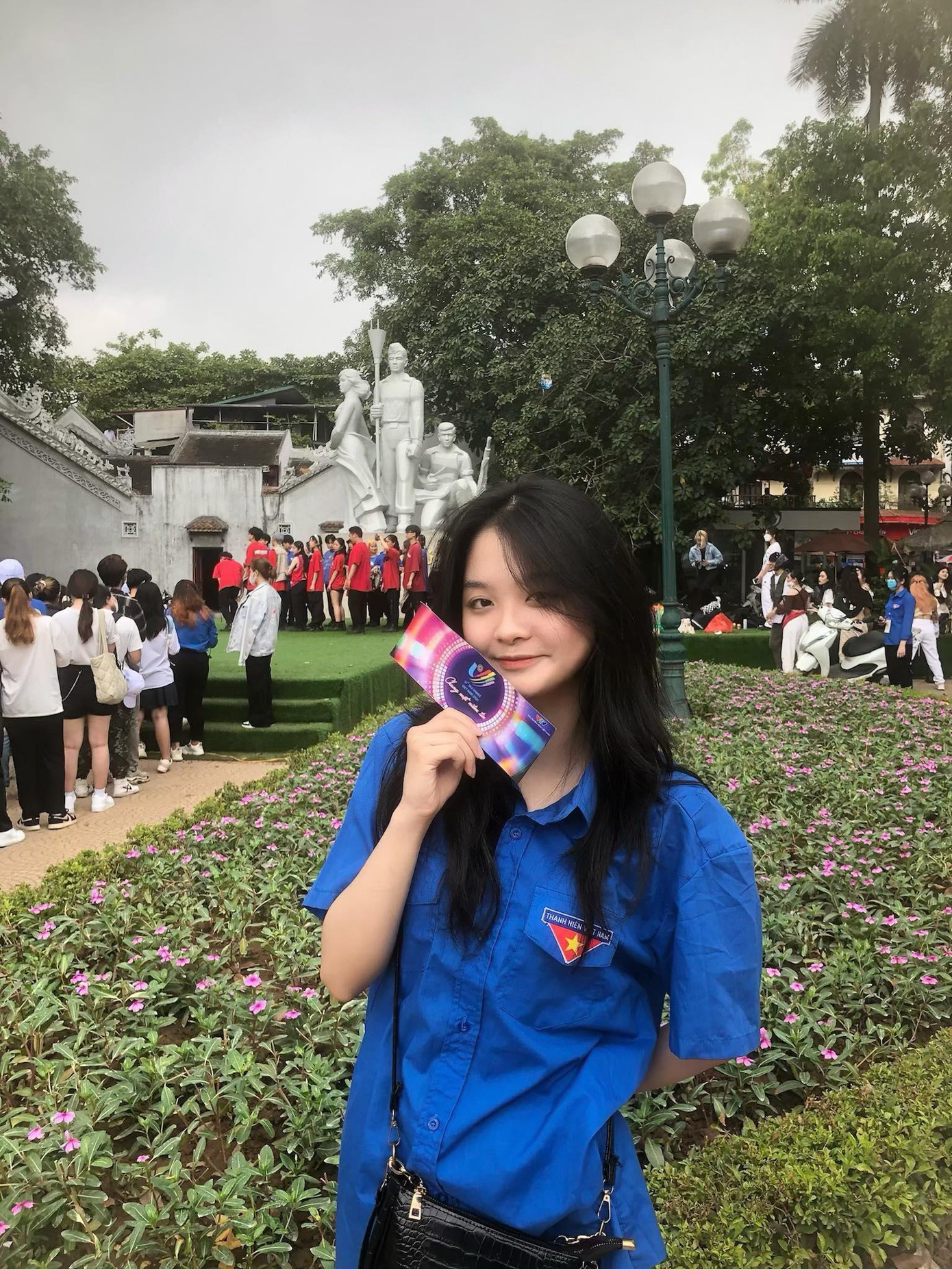 Thu Phương tự hào bởi không khí tại buổi lễ khai mạc rất Việt Nam.