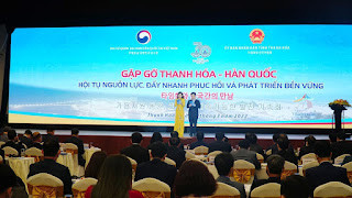 Tuấn Jeon là MC song ngữ trong sự kiện mở màn cho chuỗi các hoạt động kỷ niệm 30 năm thiết lập quan hệ ngoại giao Việt Nam - Hàn Quốc.