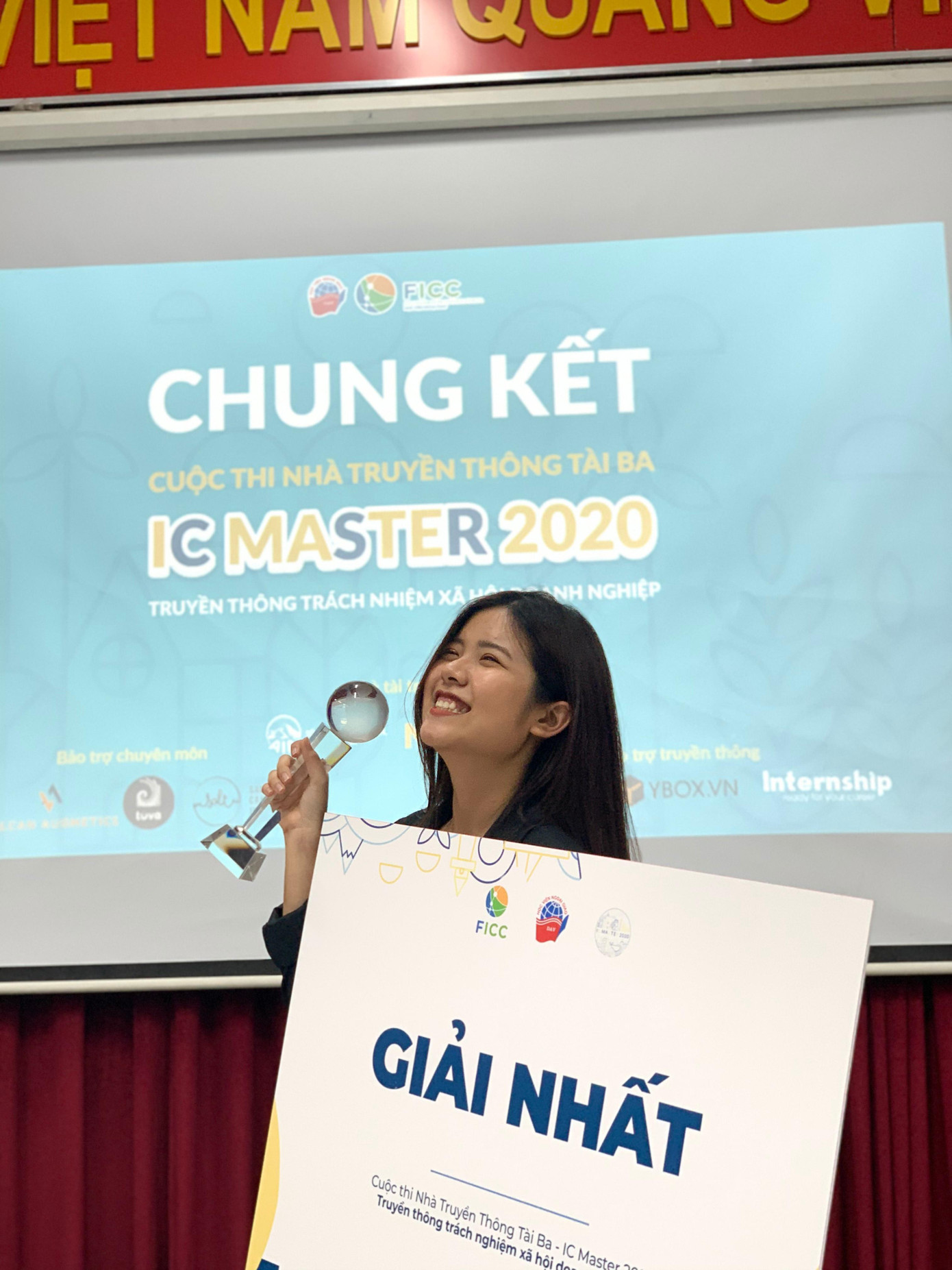 Đội RuStiC của Thu Phương đã xuất sắc trở thành quán quân mùa thứ 8.