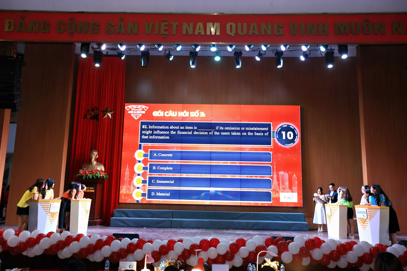 Vòng 4: Về đích Vòng 4: Về đích