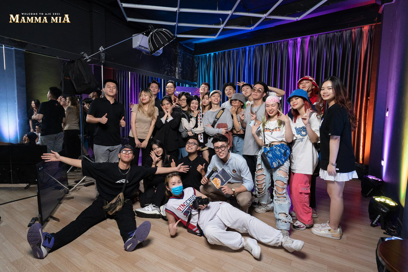 Du ca: Whip Whip phải tổ chức online vì tình hình dịch bệnh.