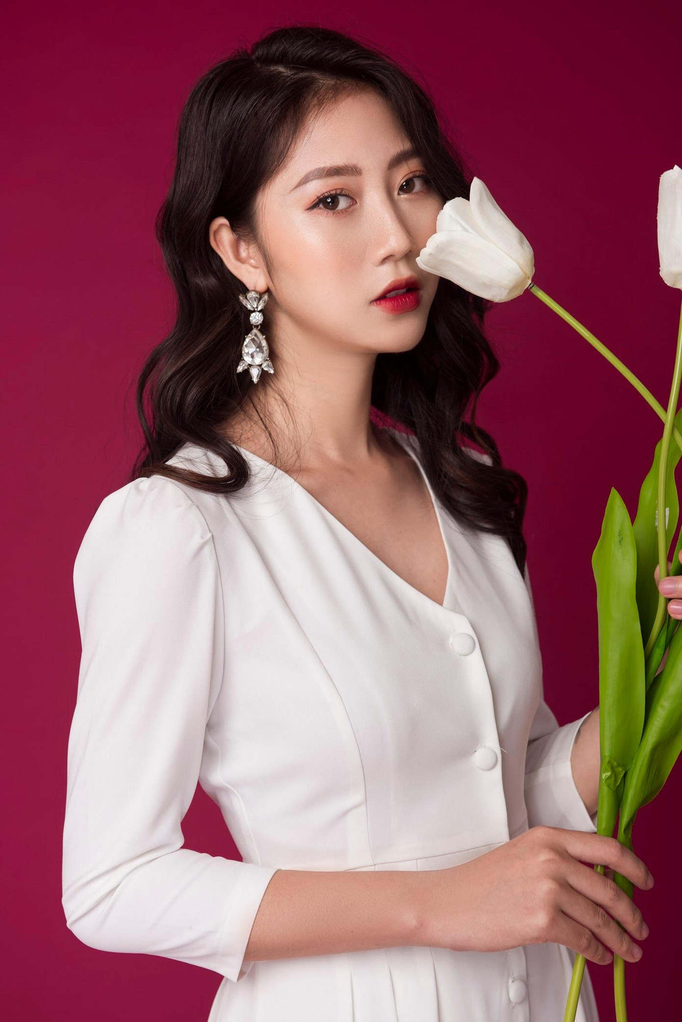 Nguyễn Thị Ngọc Loan (sinh năm 1997) hiện đang là mẫu ảnh hoạt động chủ yếu ở Hà Nội.