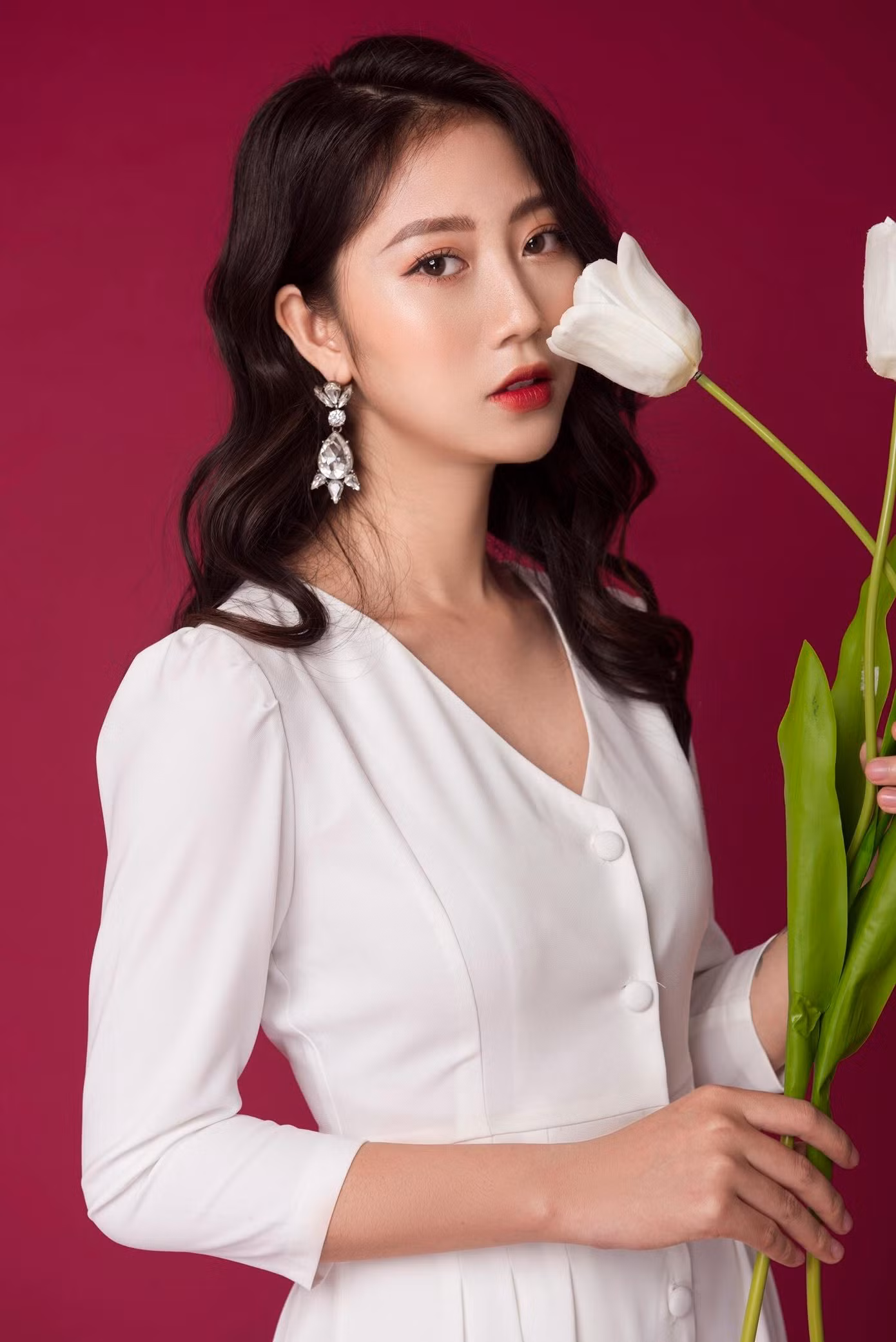 Nguyễn Thị Ngọc Loan (sinh năm 1997) hiện đang là mẫu ảnh hoạt động chủ yếu ở Hà Nội.