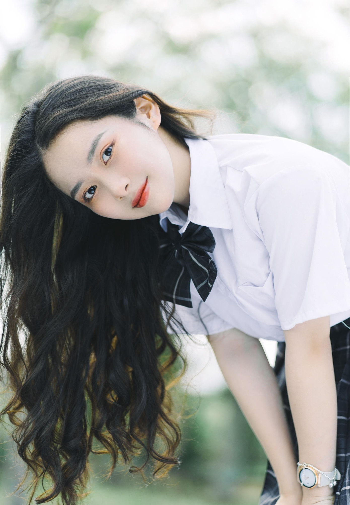 Huyền Trang tiết lộ, sau khi thi tốt nghiệp cấp 3, cô nàng có nguyện vọng được học tại trường Đại học Hồng Đức. Huyền Trang tiết lộ, sau khi thi tốt nghiệp cấp 3, cô nàng có nguyện vọng được học tại trường Đại học Hồng Đức.