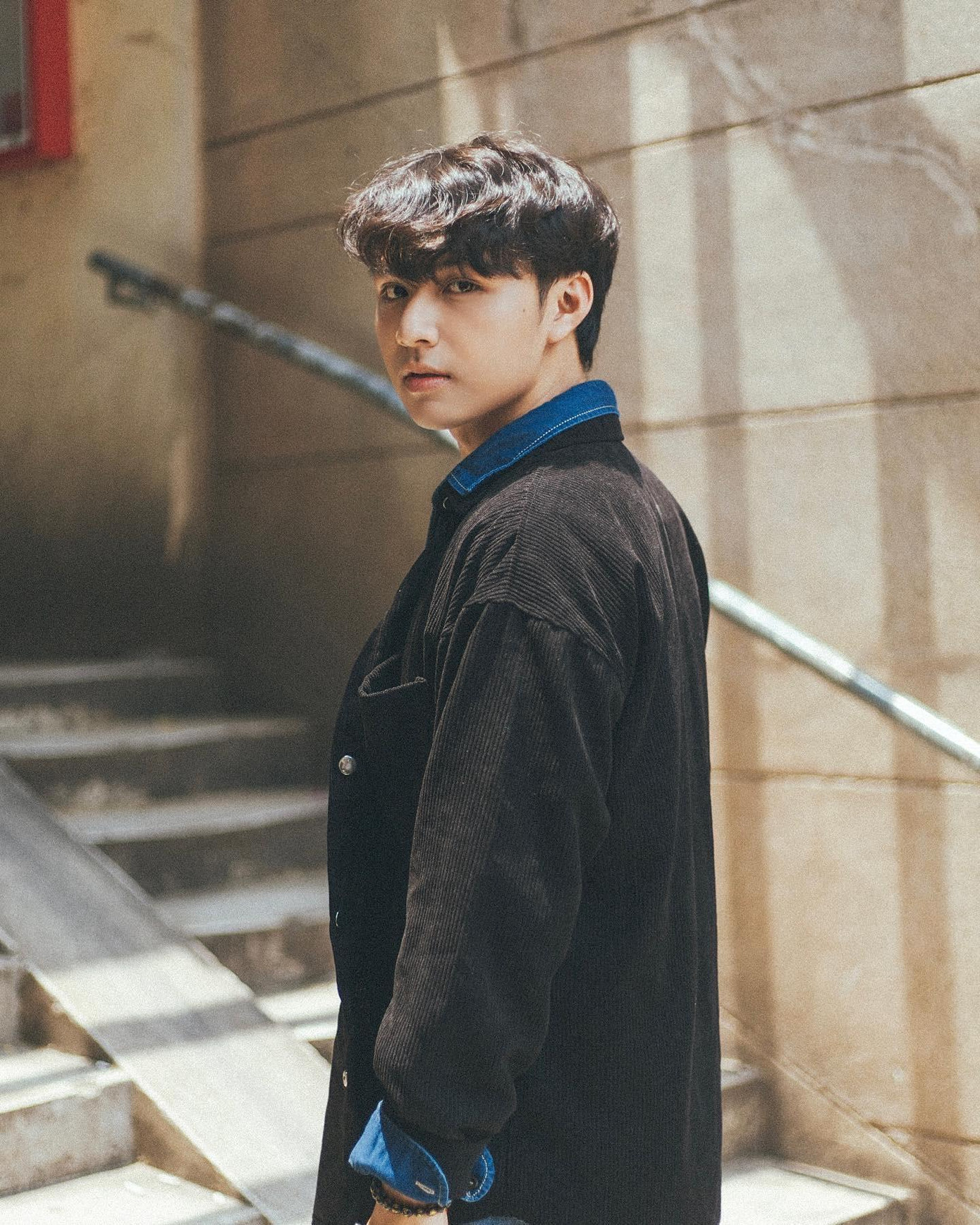 Thời trung học chính bodyshaming đã tạo nên một Tấn Mạnh nhút nhát, ngại tiếp xúc xã hội.