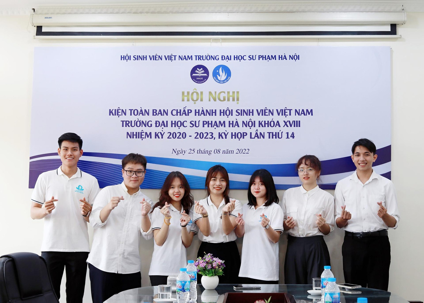 Hội nghị kiện toàn Ban chấp hành Hội Sinh viên Trường Đại học Sư phạm Hà Nội. Hội nghị kiện toàn Ban chấp hành Hội Sinh viên Trường Đại học Sư phạm Hà Nội.