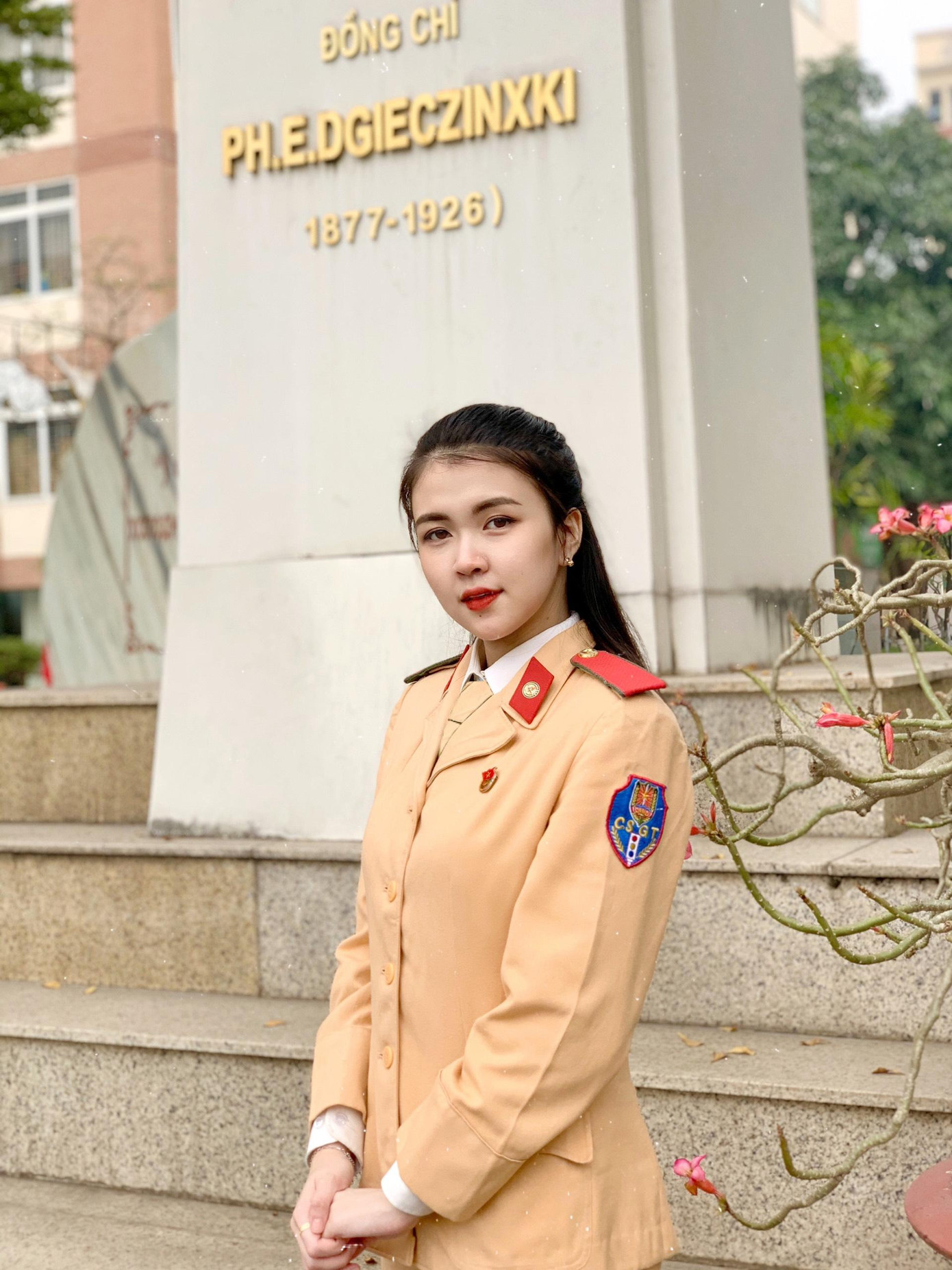 Hoàng Thị Thu Huyền (sinh năm 2001) hiện là học viên năm 3, Học viện Cảnh sát Nhân dân (T32).