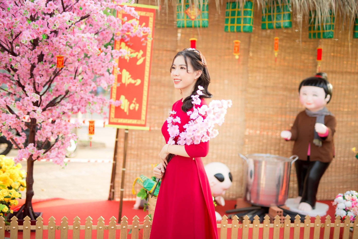 Xác định rõ, trên con đường dẫn đến đam mê của bản thân, sẽ không tránh khỏi những ý kiến trái chiều xen lẫn tiêu cực và tích cực, Ngọc Hân mong muốn cố gắng hết sức mình, để hành động và chứng minh năng lực của bản thân.