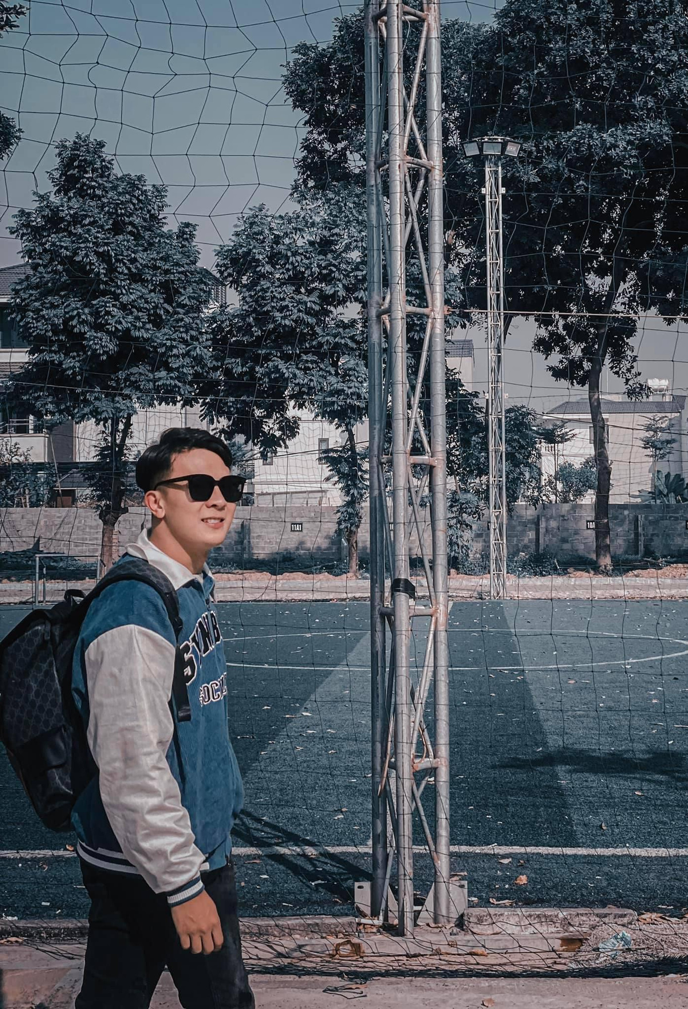 Quốc Tuấn luôn nhìn nhận, ghi nhận những đóng góp và sửa chữa, hoàn thiện bản thân từng ngày, dành tình yêu cống hiến cho nghệ thuật. Quốc Tuấn luôn nhìn nhận, ghi nhận những đóng góp và sửa chữa, hoàn thiện bản thân từng ngày, dành tình yêu cống hiến cho nghệ thuật.