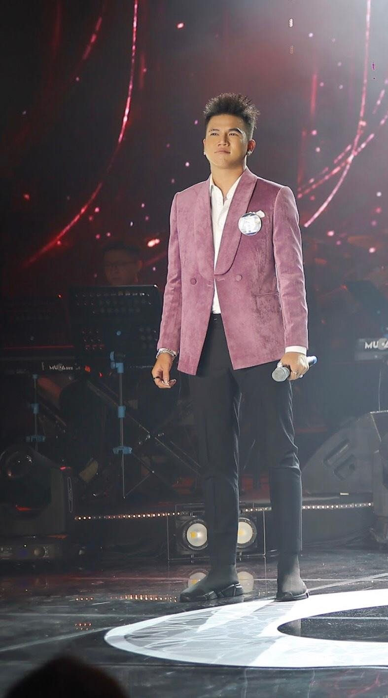 Sao Mai 2022 là một cuộc thi đánh dấu sự trở lại và là một cột mốc quan trọng trong sự nghiệp của Trịnh Sơn. Sao Mai 2022 là một cuộc thi đánh dấu sự trở lại và là một cột mốc quan trọng trong sự nghiệp của Trịnh Sơn.