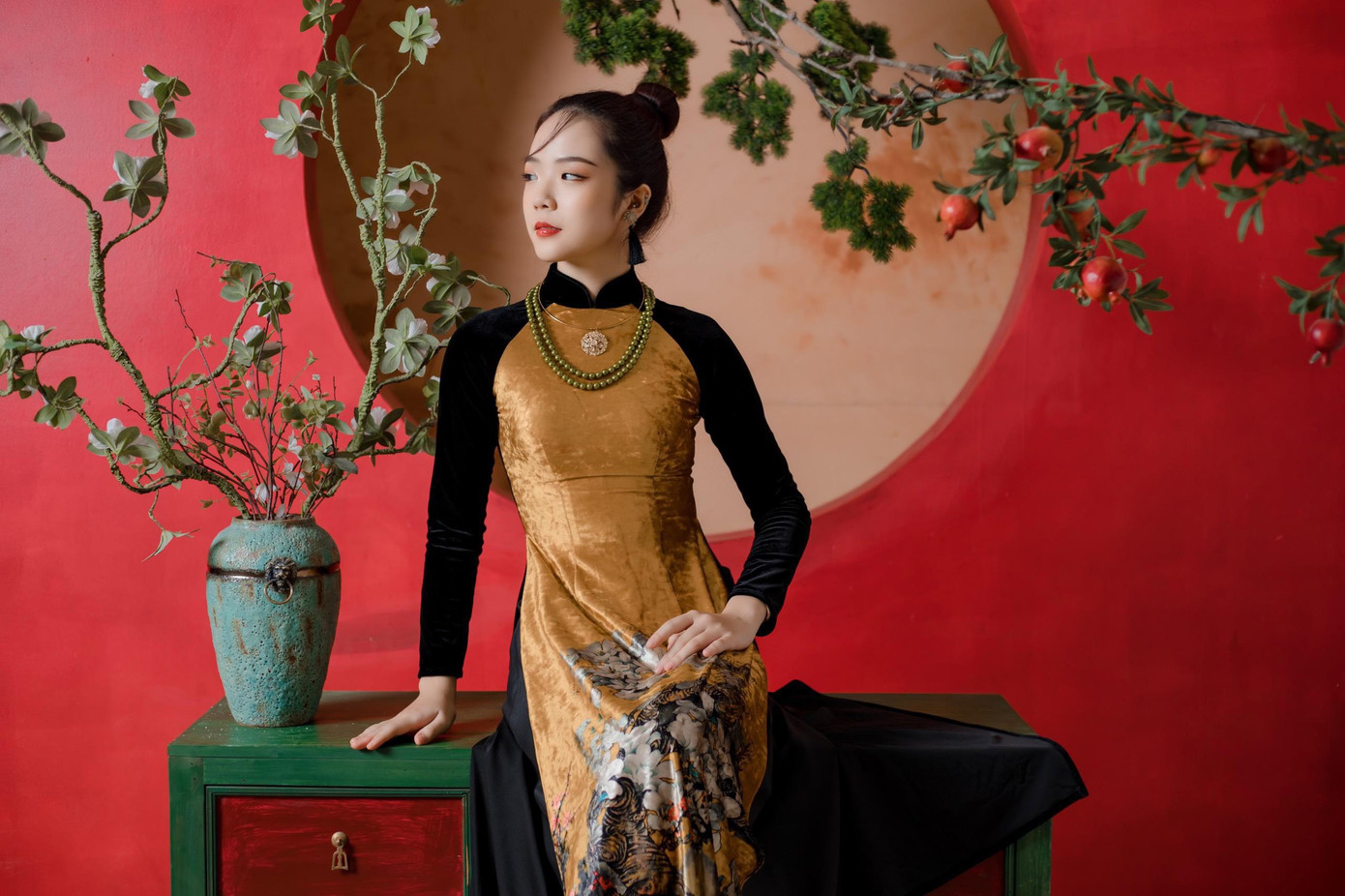 Không phải những gì đã cũ sẽ không phù hợp với sự hiện đại. Không phải những gì đã cũ sẽ không phù hợp với sự hiện đại.