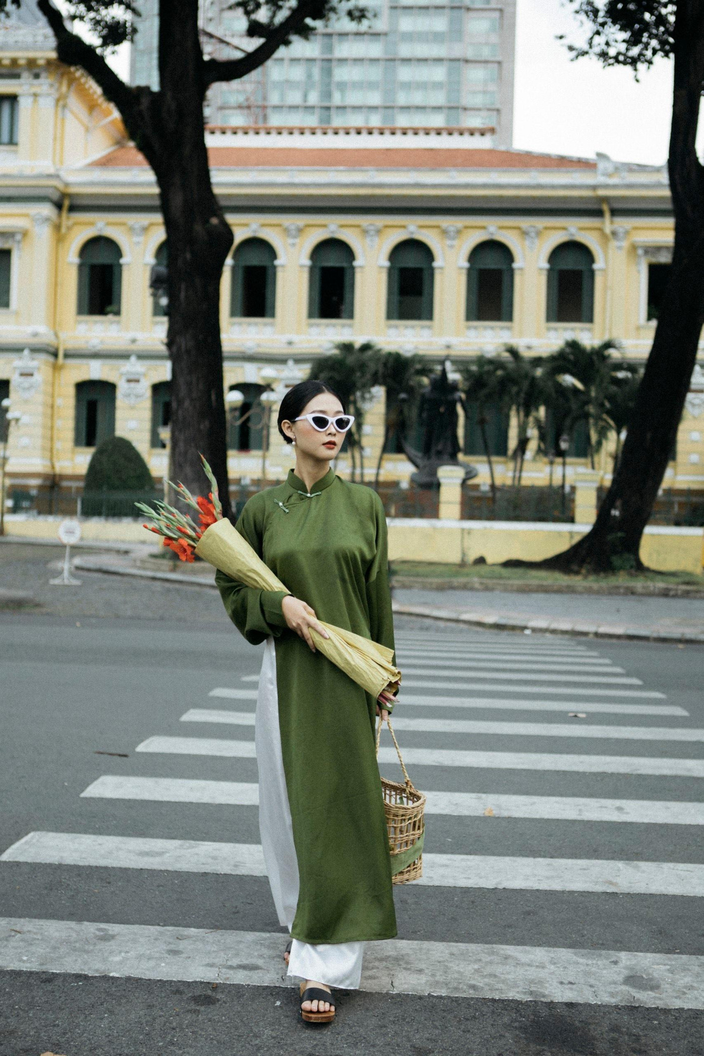 Từng gặp khá nhiều khó khăn khi mới bước chân vào nghề, chính người mẫu ảnh đã giúp Hồng Ánh thay đổi và phát triển tốt hơn.