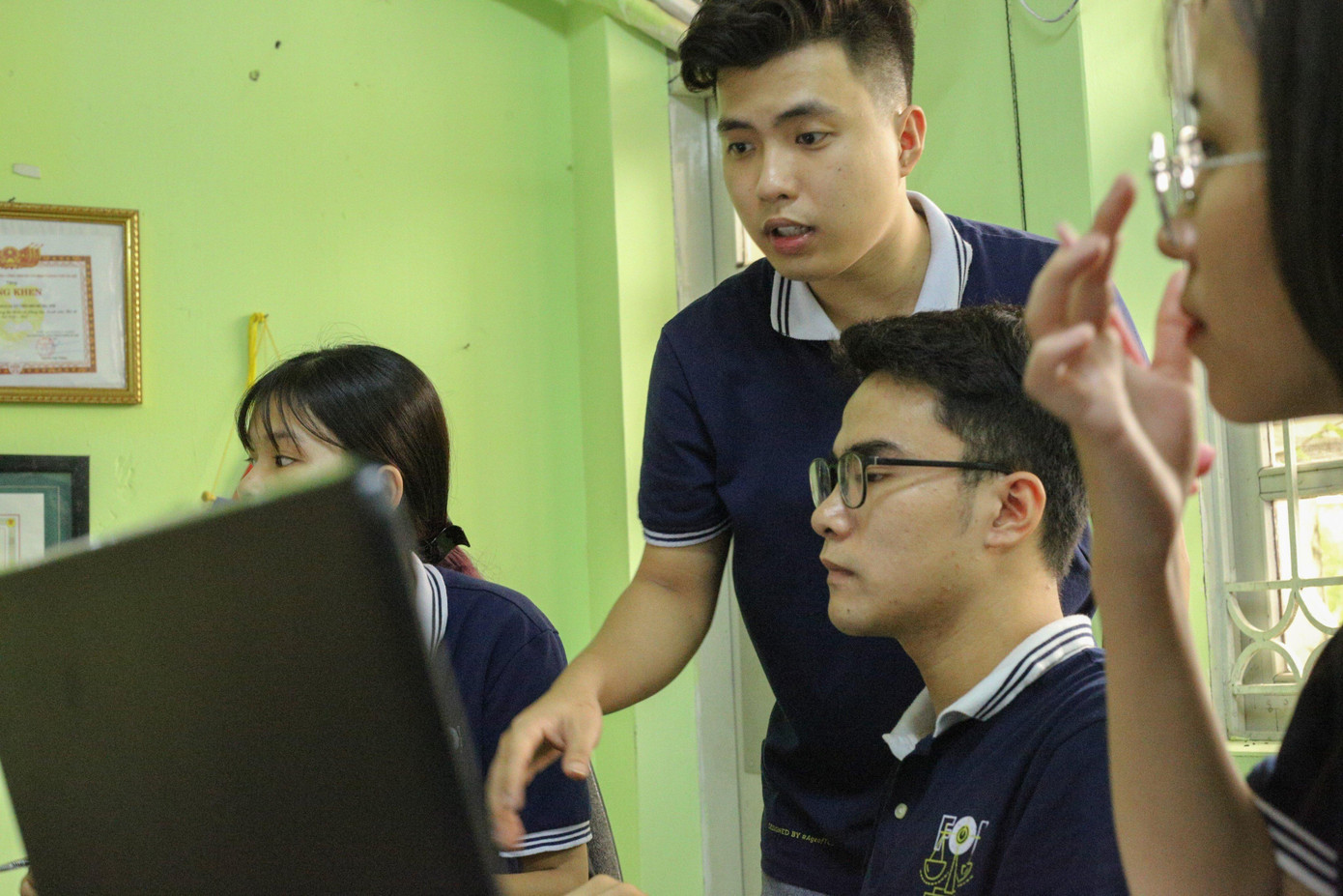 Công tác Đoàn - Hội giúp chàng sinh viên trưởng thành hơn. Công tác Đoàn - Hội giúp chàng sinh viên trưởng thành hơn.