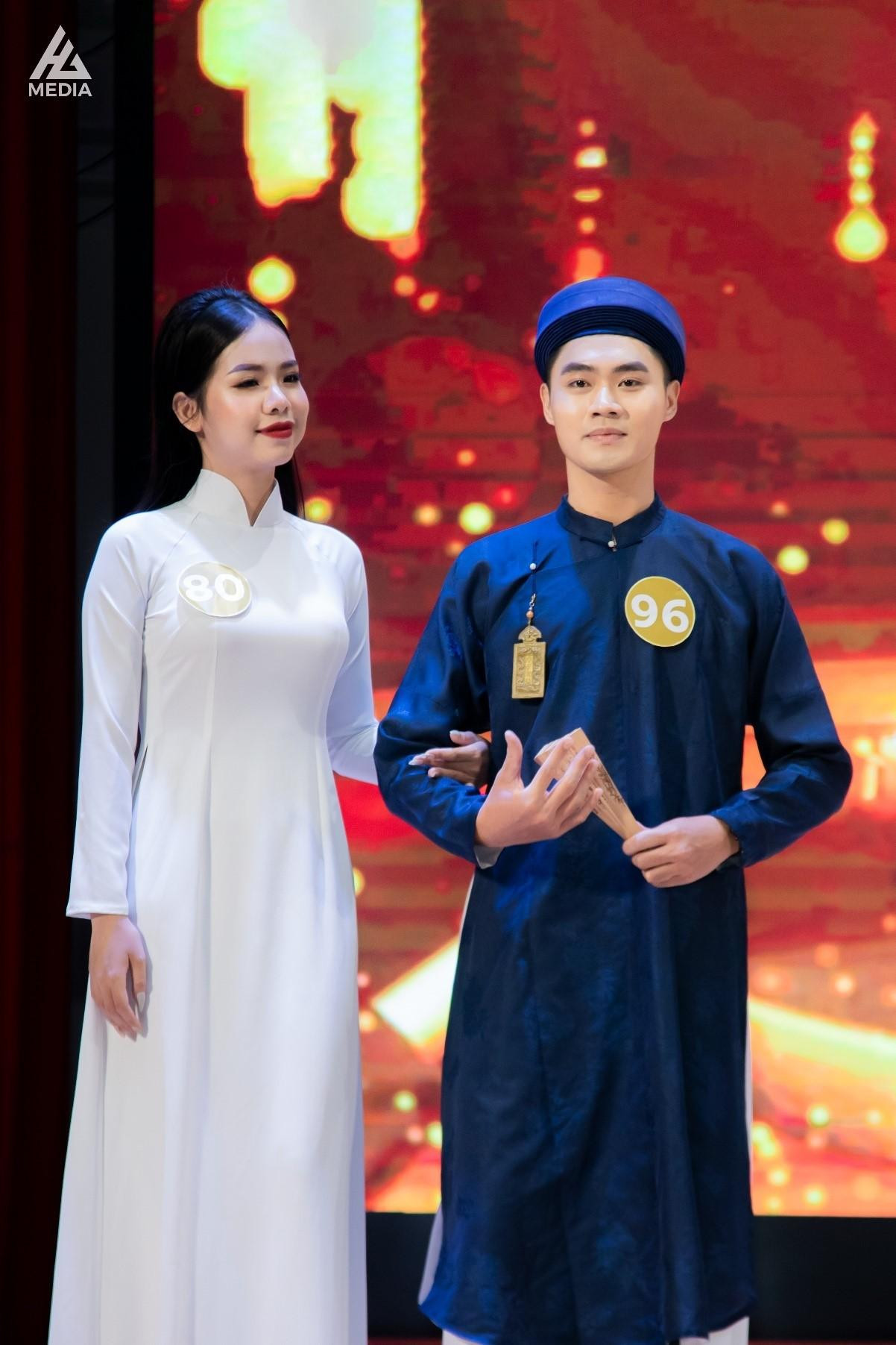 Phan Nguyệt Quỳnh – Học viện Phụ nữ Việt Nam. Trần Quang Tú – Học viện Toà Án. Phan Nguyệt Quỳnh – Học viện Phụ nữ Việt Nam. Trần Quang Tú – Học viện Toà Án.