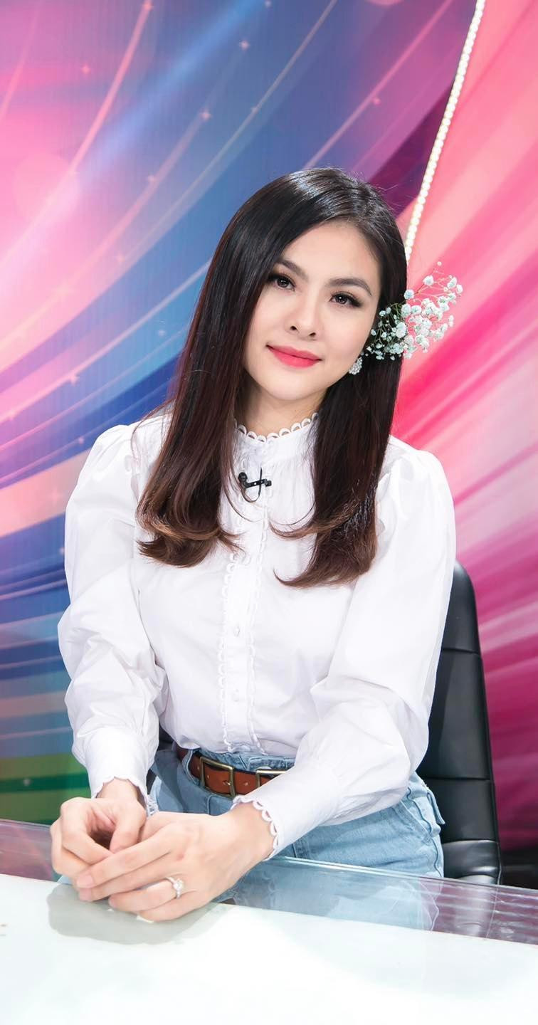 Vân Trang hạnh phúc với cuộc sống đời thường viên mãn.