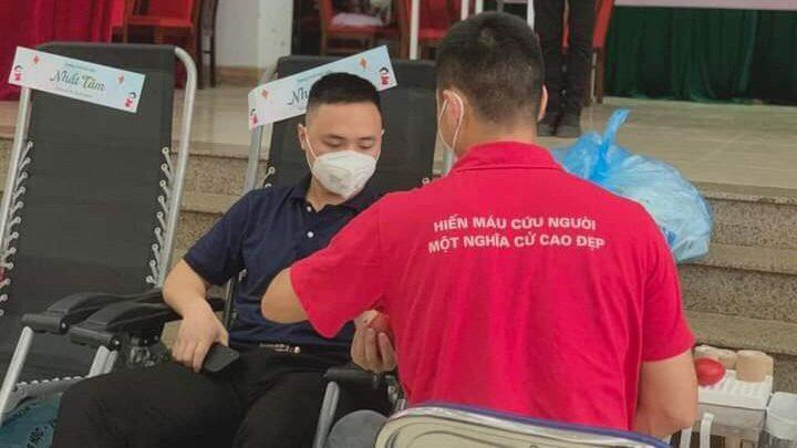 Một phần sức lực dù là nhỏ nhất để có đủ đơn vị máu gửi đi cứu chữa cho những người bệnh đang cần.