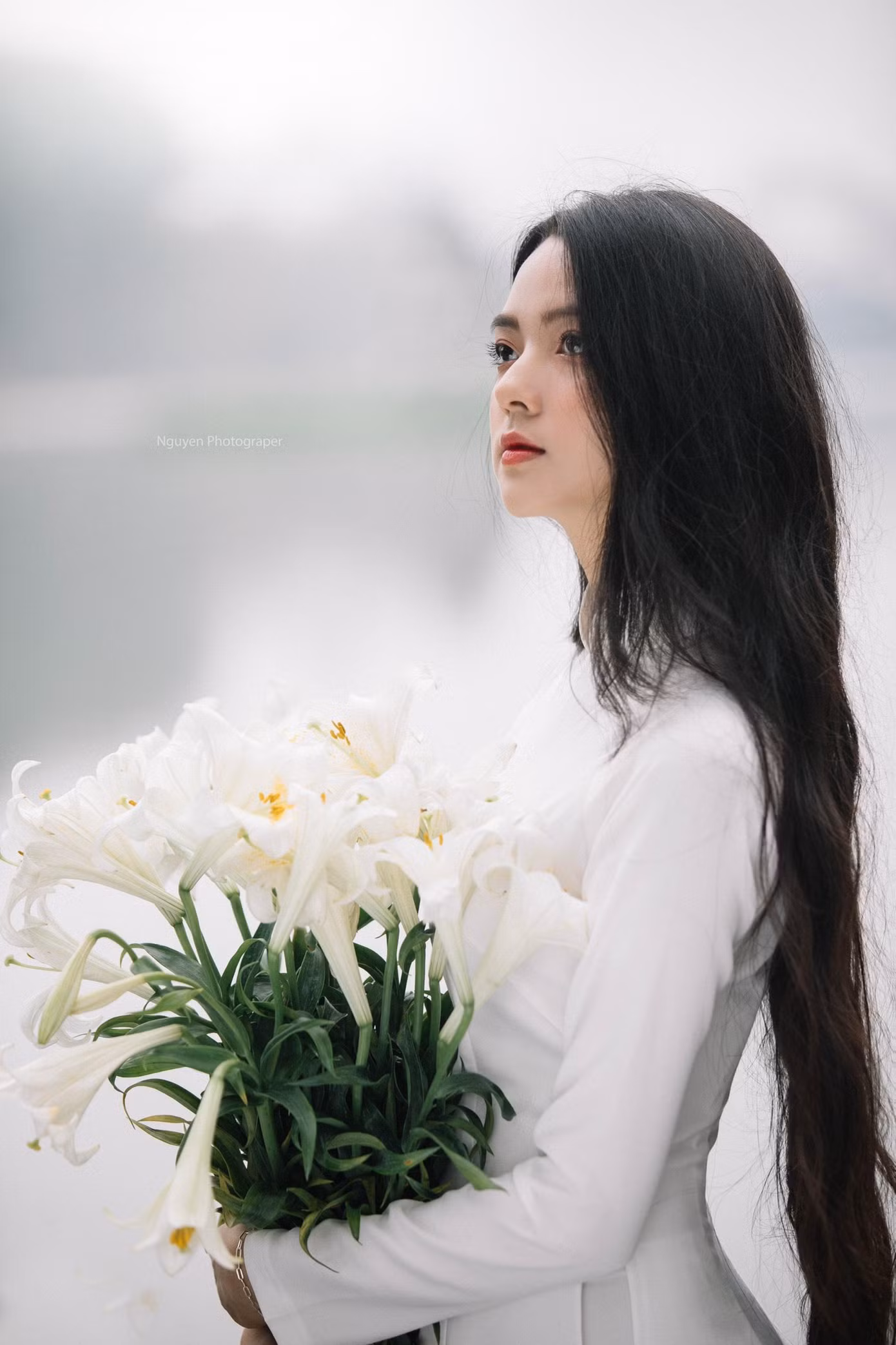 Nữ sinh 2003 sở hữu nhan sắc trong trẻo, có chút mộc mạc cùng làn da trắng hồng không tì vết. Nữ sinh 2003 sở hữu nhan sắc trong trẻo, có chút mộc mạc cùng làn da trắng hồng không tì vết.