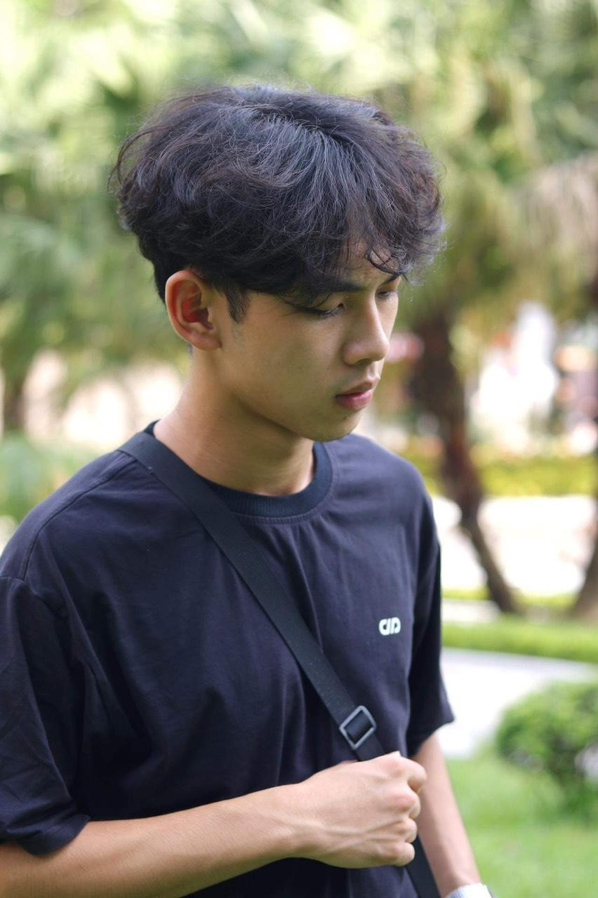 Học Đại học không nhàn như một số sinh viên tưởng. Học Đại học không nhàn như một số sinh viên tưởng.