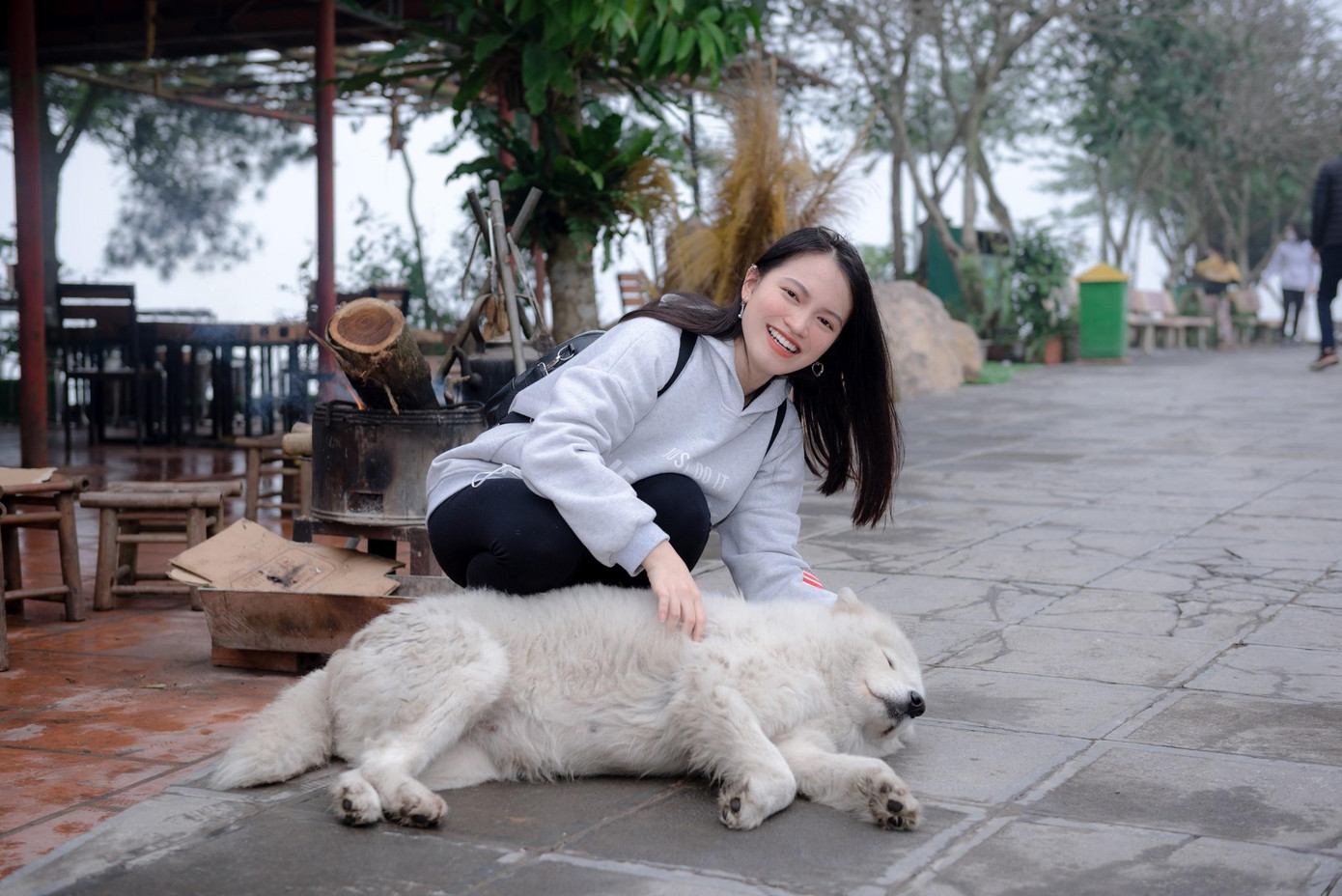 Nguyễn Thùy Linh với nụ cười trong sáng và tinh thần nhiệt huyết của người trẻ. Ảnh: NVCC