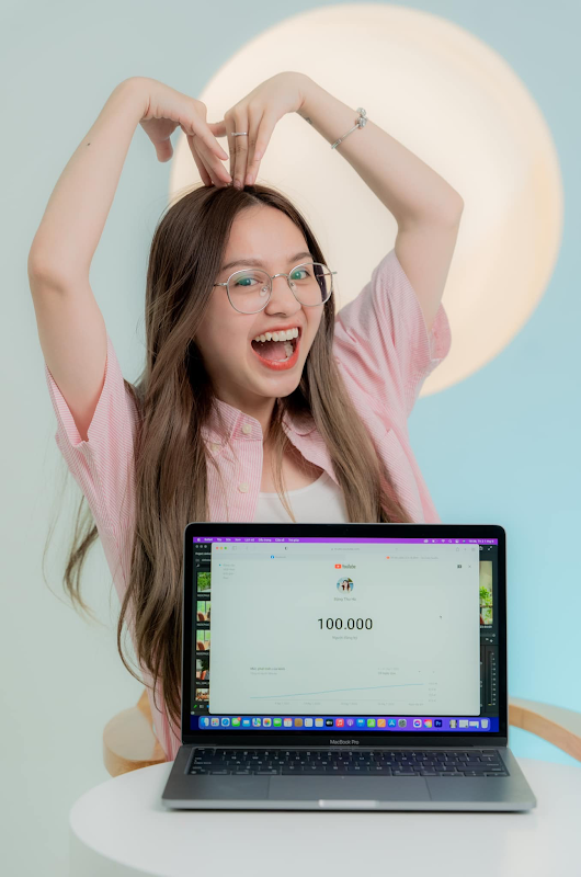 Chinh phục ước mơ bằng sức trẻ cố gắng nói không với “bỏ cuộc” là bí quyết thành công của Content Creator/Youtuber Đặng Thu Hà.