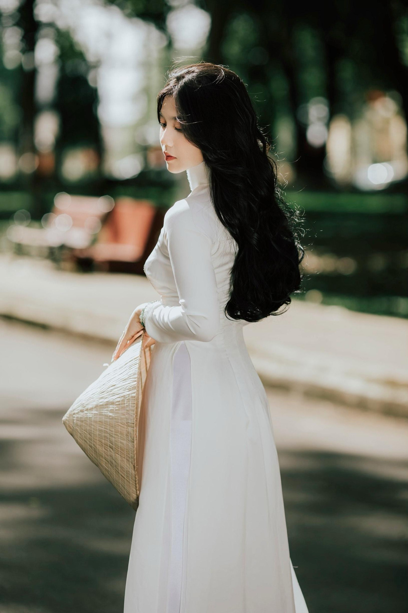 Theo Thảo Cống hiến là phải trên tinh thân tự nguyện. Theo Thảo Cống hiến là phải trên tinh thân tự nguyện.