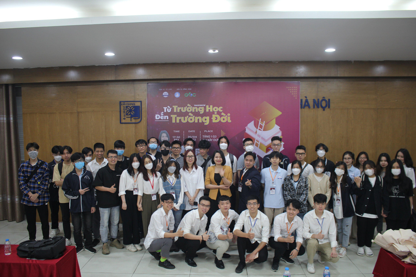 Ngay khi sinh viên bắt đầu được đi học trở lại, TPE là đơn vị đầu tiên đứng ra tổ chức Talkshow “Từ trường học đến trường đời” để mở đầu cho chuỗi sự kiện dành cho sinh viên.