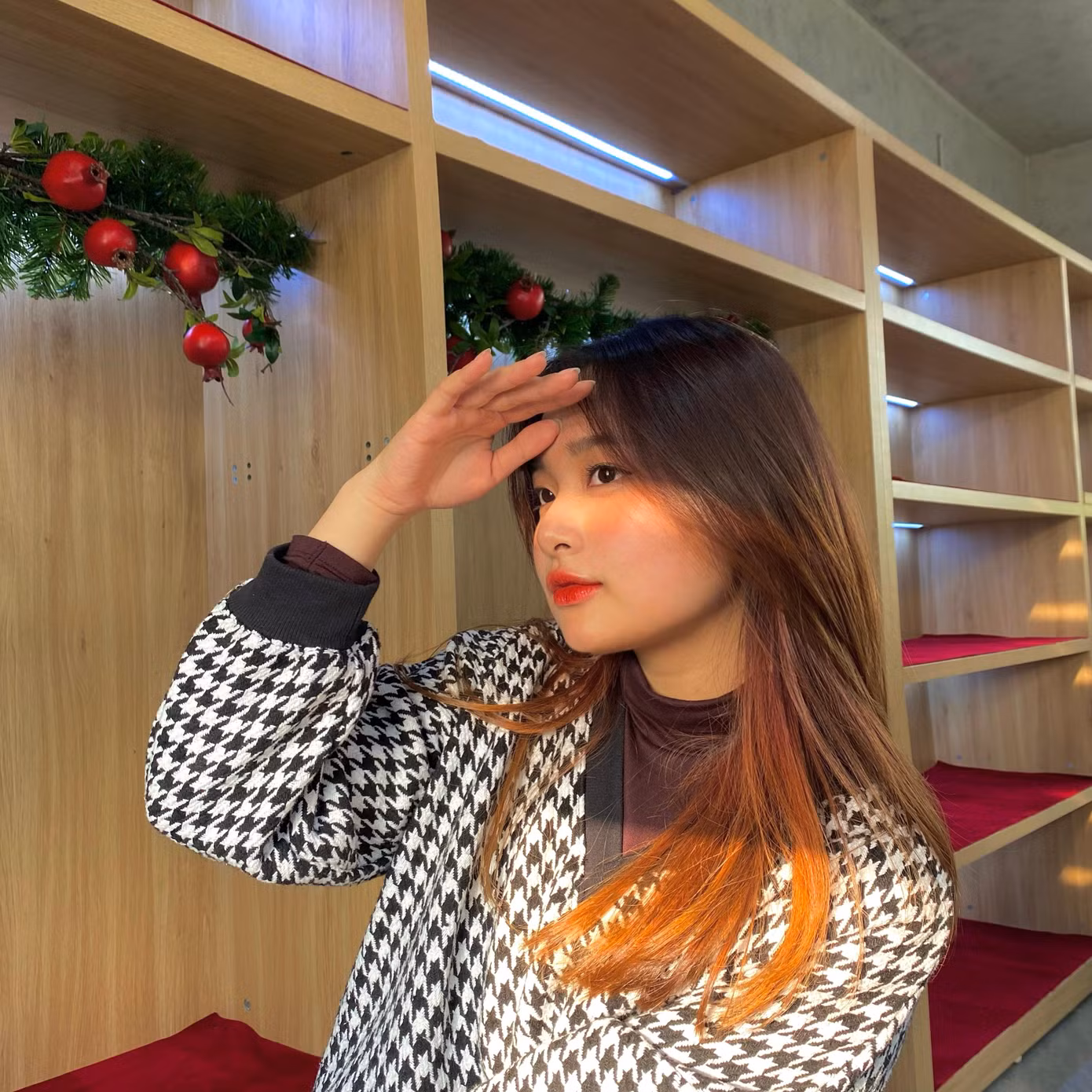 Ngay từ khi học lớp 8 cô đã bộn bề suy nghĩ cần phải trở thành con người như thế nào.