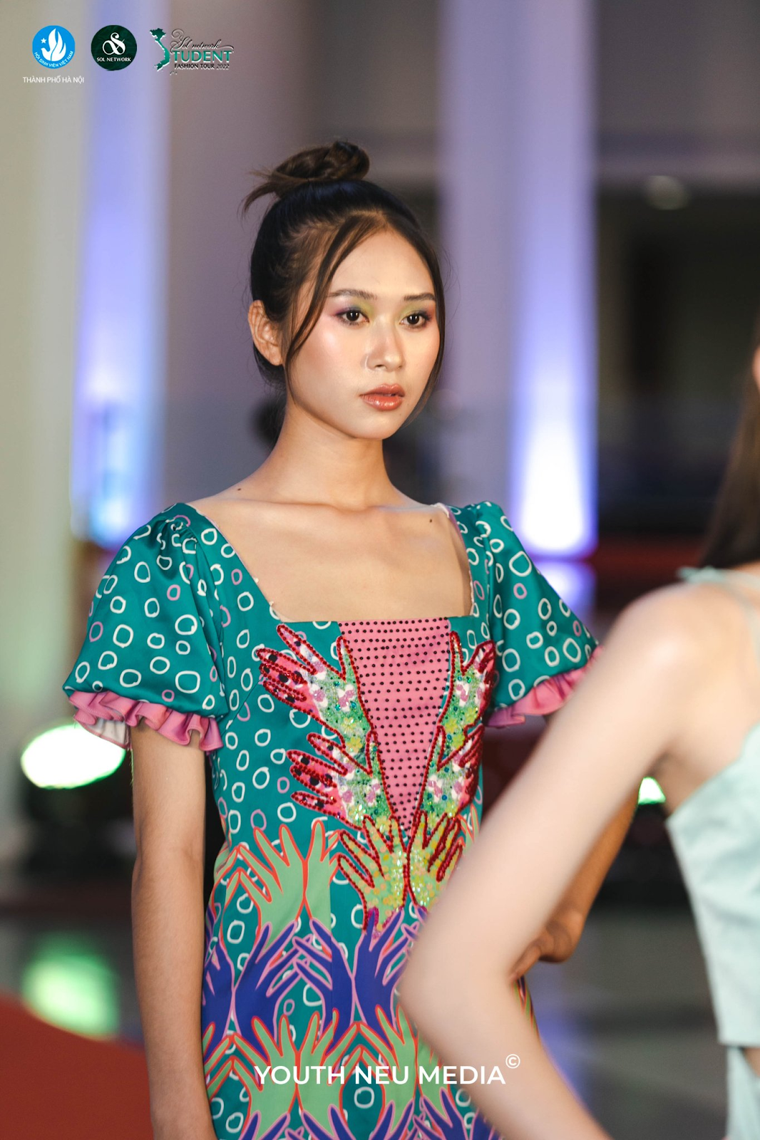 Bộ sưu tập cuối cùng: Người đàn bà tự huyễn. Bộ sưu tập cuối cùng: Người đàn bà tự huyễn.