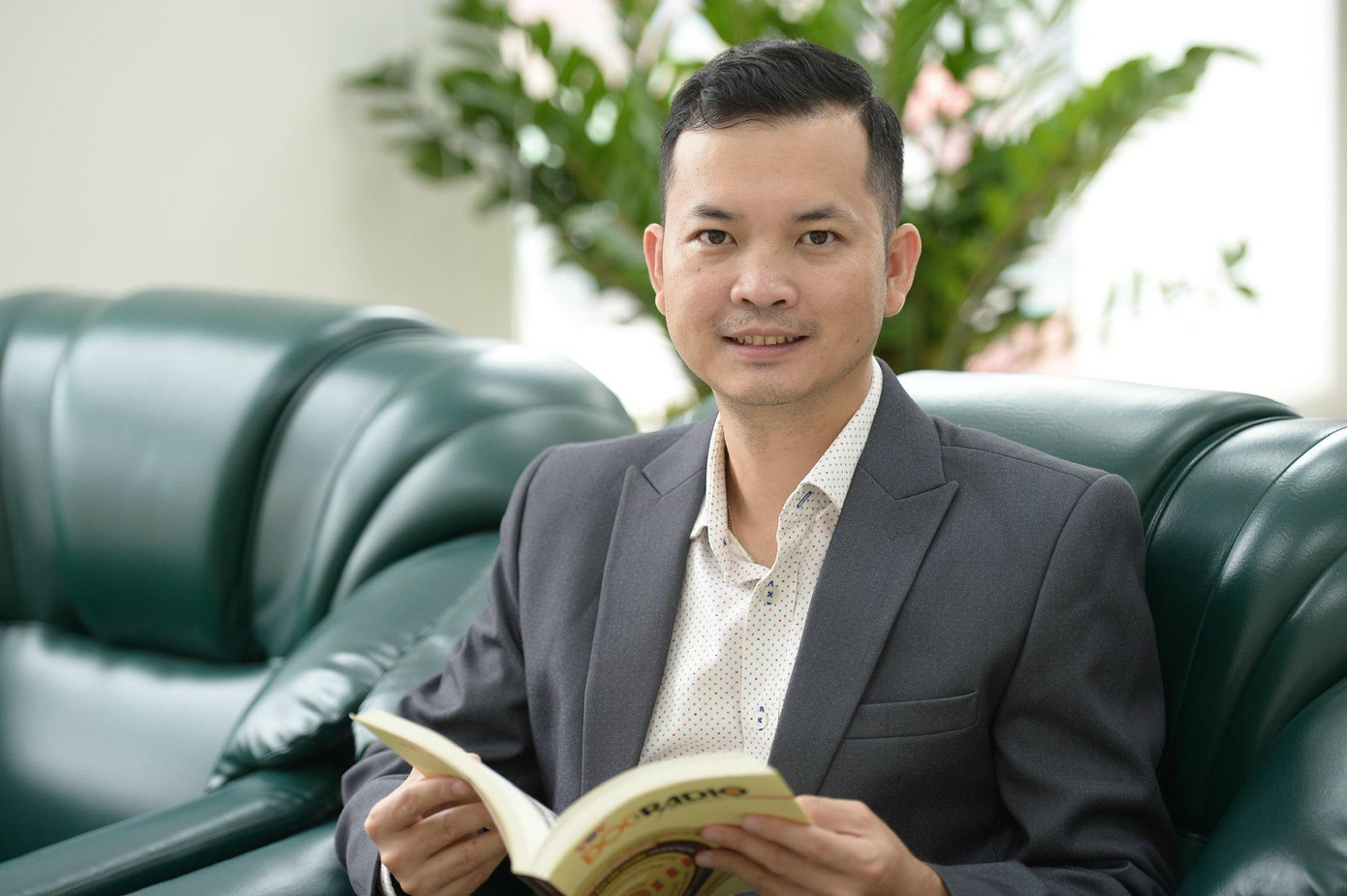 TS Vũ Tuấn Anh - Trưởng khoa Truyền thông và Văn hoá đối ngoại, Học viện Ngoại giao. Ảnh: Dương Triều