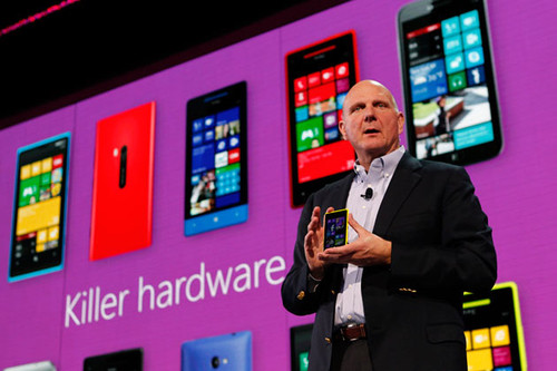 Microsoft mong rằng Windows Phone sẽ giúp mình trụ vững ở vị trí thứ ba trên thị trường smartphone. Ảnh: Ibnlive