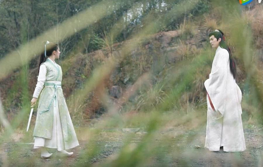 Ở tập 10 phân cảnh Triệu Lộ Tư và Từ Khai Sính tập luyện võ thuật. Ở tập 10 phân cảnh Triệu Lộ Tư và Từ Khai Sính tập luyện võ thuật.