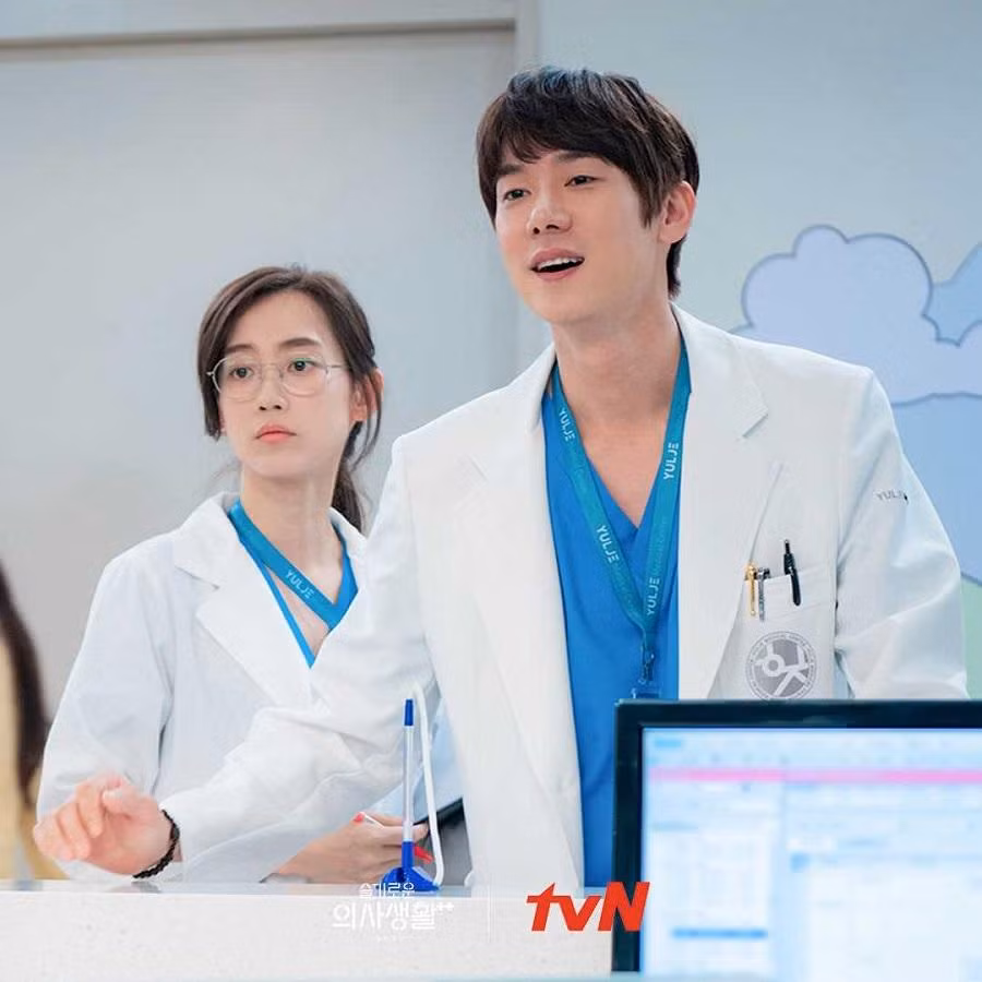 Jeong Won là người luôn biết cách chăm sóc người khác Jeong Won là người luôn biết cách chăm sóc người khác