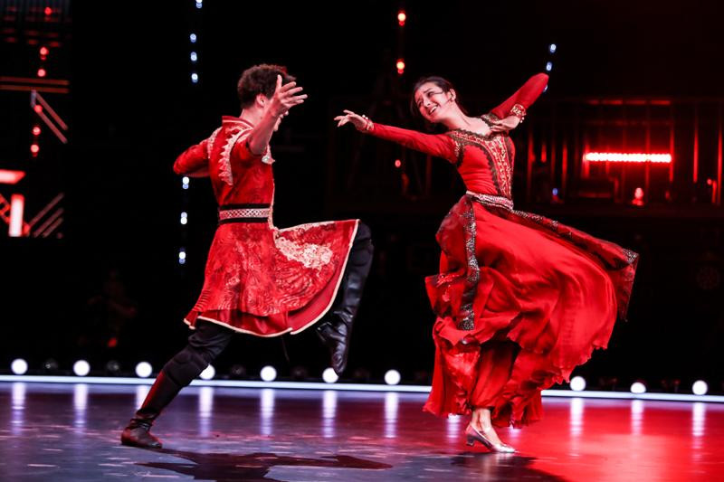 "Vũ Đạo Phong Bạo" là chương trình tìm kiếm những vũ công bậc nhất của Trung Quốc cũng phải dừng lại. "Vũ Đạo Phong Bạo" là chương trình tìm kiếm những vũ công bậc nhất của Trung Quốc cũng phải dừng lại.