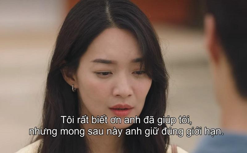 Thân thiết được vài hôm, cả hai lại quay sang như nước với lửa. Thân thiết được vài hôm, cả hai lại quay sang như nước với lửa.