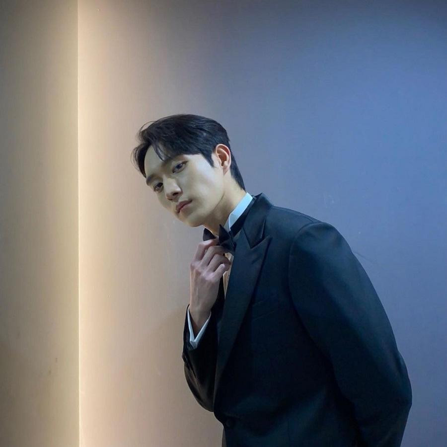 Kim Young Dae đang nhận rất nhiều sự chú ý từ sau khi tham gia &quot;Cuộc Chiến Thượng Lưu&quot;.