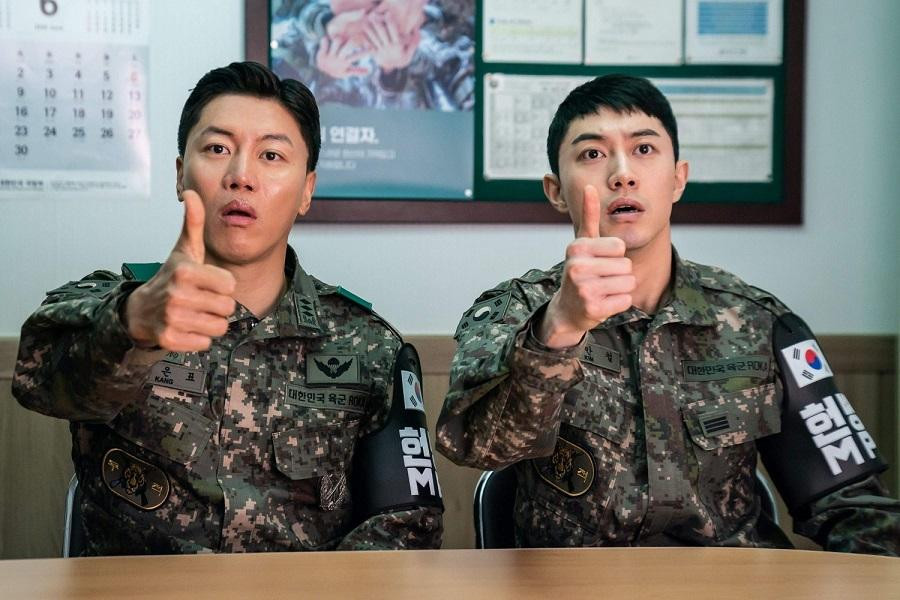 Cùng những đồng đội "trời ơi đất hỡi". Cùng những đồng đội "trời ơi đất hỡi".