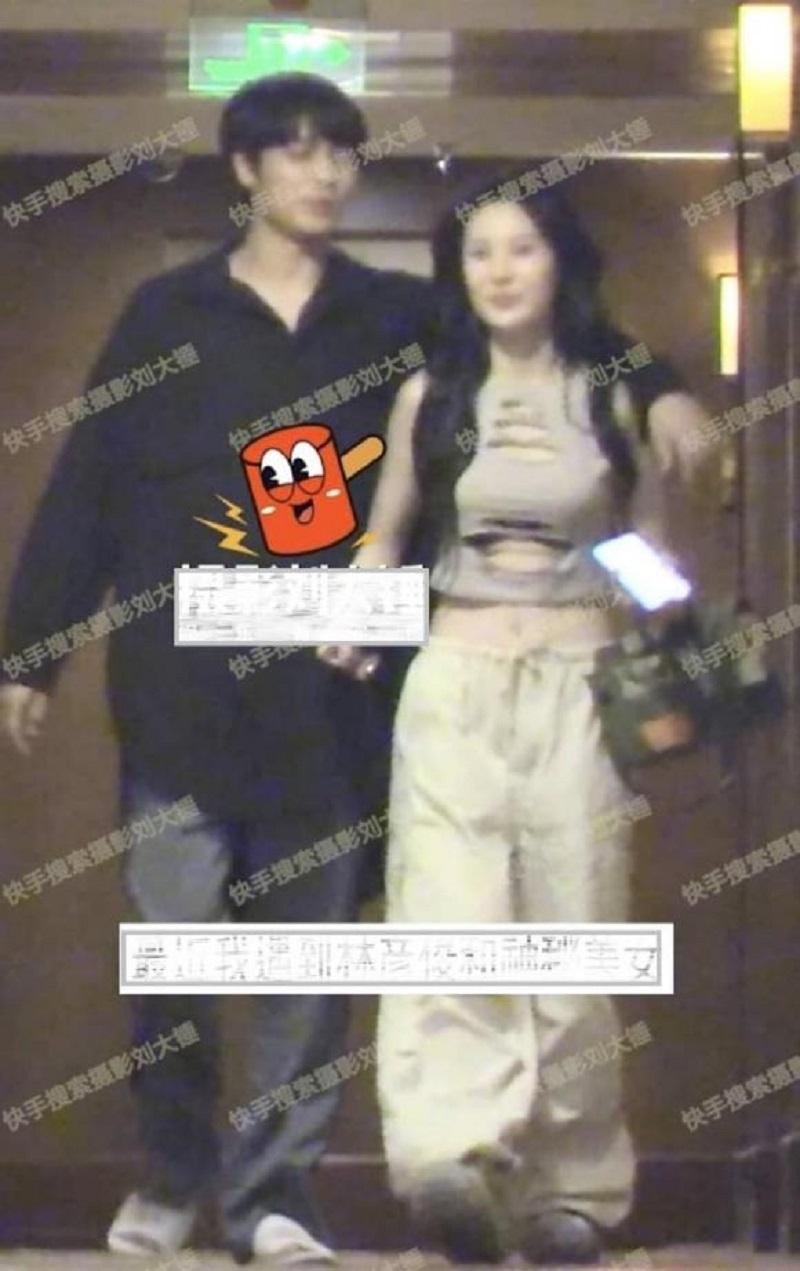 Hình ảnh của Lâm Ngạn Tuấn hẹn hò cùng với một nữ TikToker.