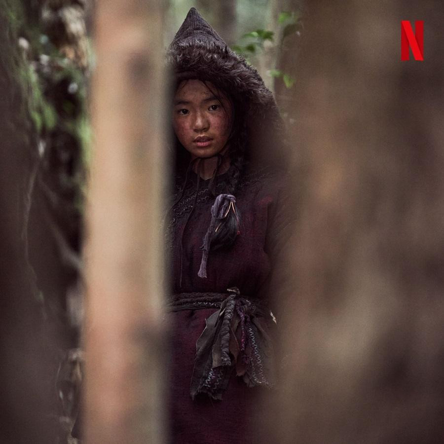 Diễn viên nhí Kim Si A vào vai Ashin lúc nhỏ.