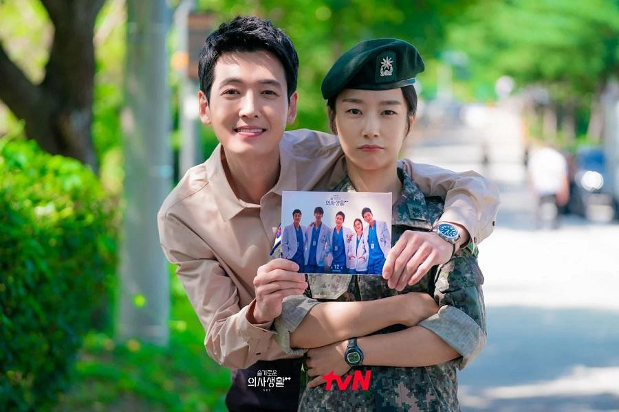 Jun Wan (Jung Kyung Ho) và Ik Sun (Kwak Sun Young) là cặp đôi để lại nhiều tiếc nuối cho khán giả vì có cái kết dở dang