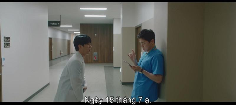 Vẫn là Ik Jun giúp Song Hwa dời các cuộc hẹn lại. Vẫn là Ik Jun giúp Song Hwa dời các cuộc hẹn lại.