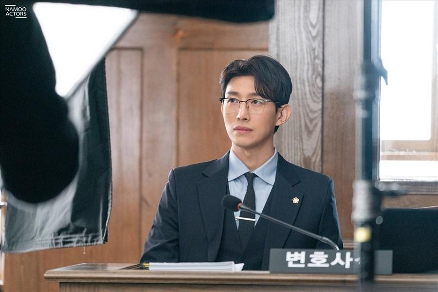 Kang Ki Young rất được yêu thích từ sau "Nữ Luật Sư Kỳ Lạ Woo Young Woo", hiện đang xem xét nhận lời mời tham dự "Nghệ Thuật Săn Quỷ Và Nấu Mì 2". Kang Ki Young rất được yêu thích từ sau "Nữ Luật Sư Kỳ Lạ Woo Young Woo", hiện đang xem xét nhận lời mời tham dự "Nghệ Thuật Săn Quỷ Và Nấu Mì 2".