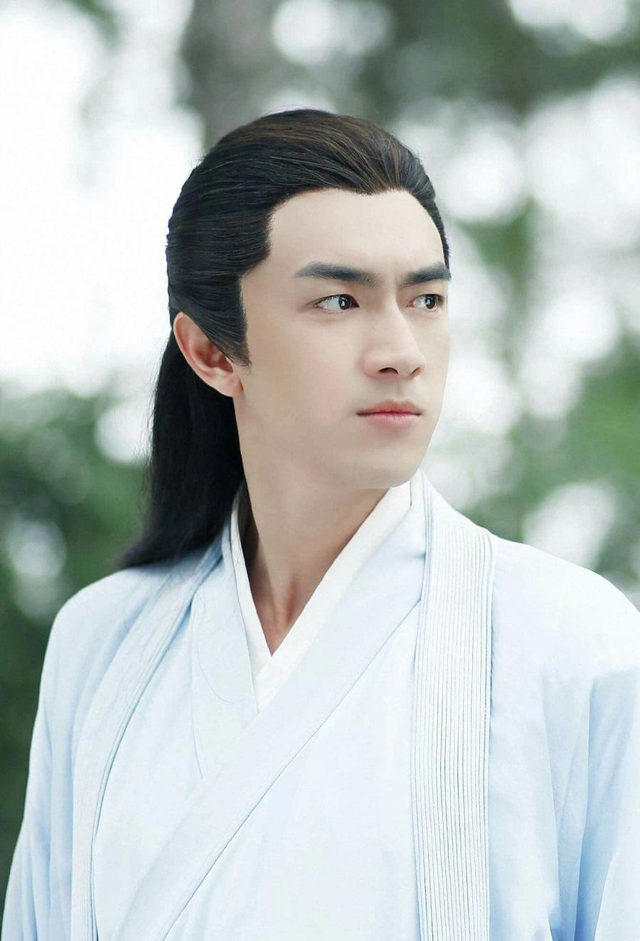 Lâm Canh Tân dự kiến sẽ được thay thế vị trí của Ngô Diệc Phàm. Lâm Canh Tân dự kiến sẽ được thay thế vị trí của Ngô Diệc Phàm.